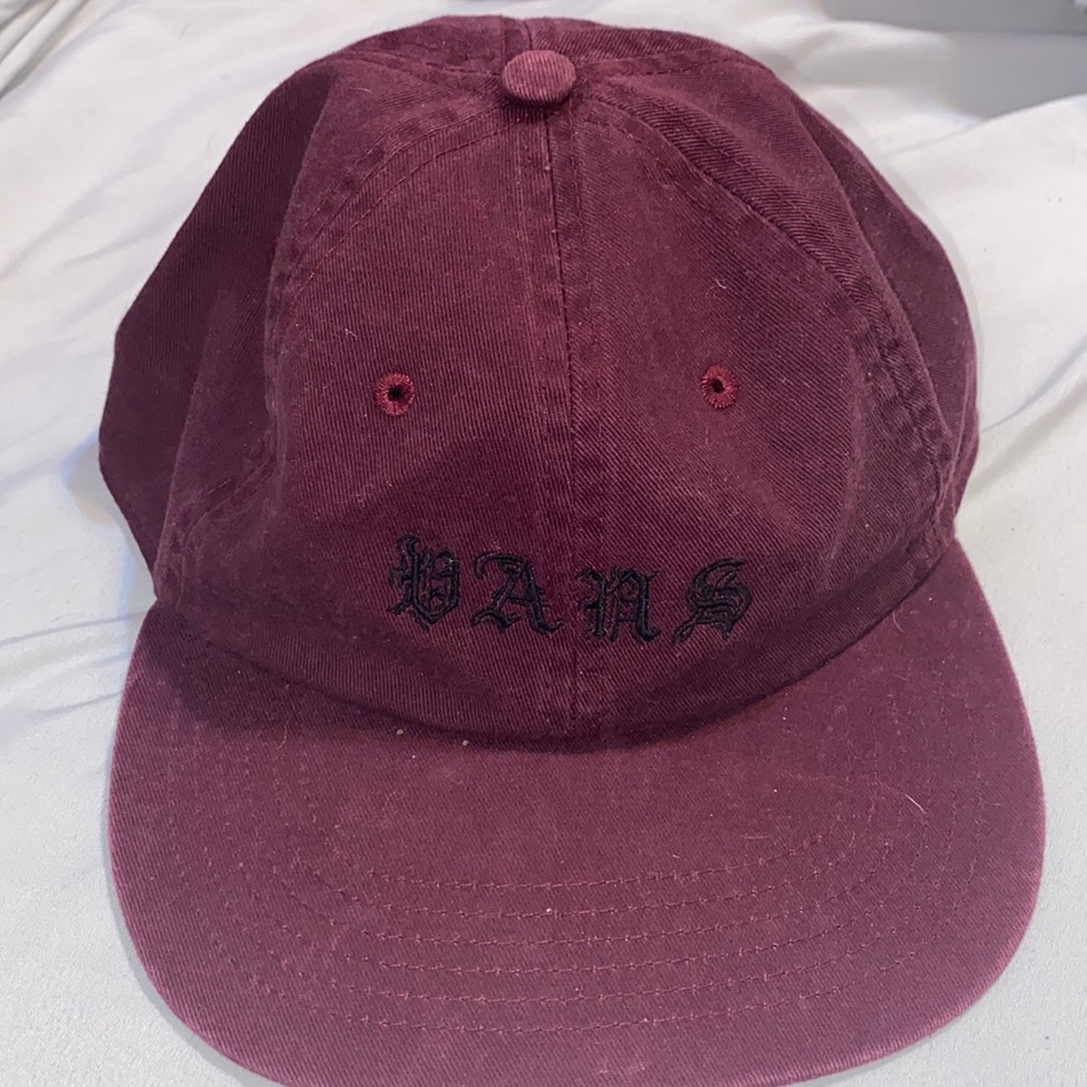 Vans maroon hat